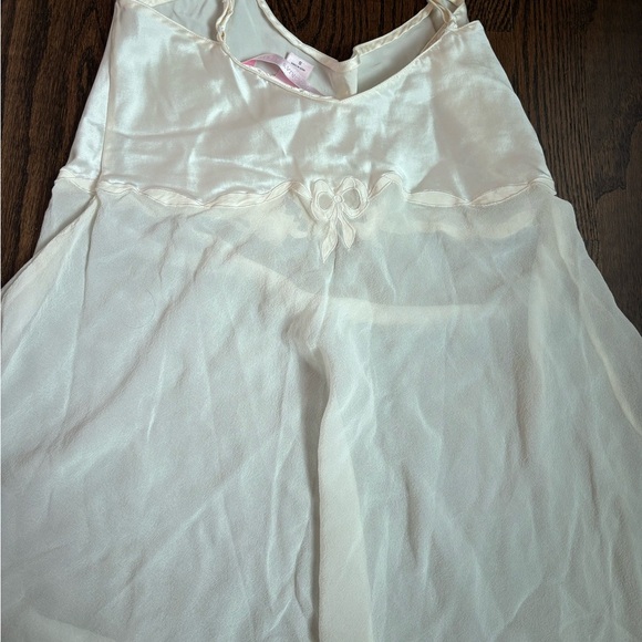 Victoria's Secret Cream Sheer Chemise - Picture 6 of 6